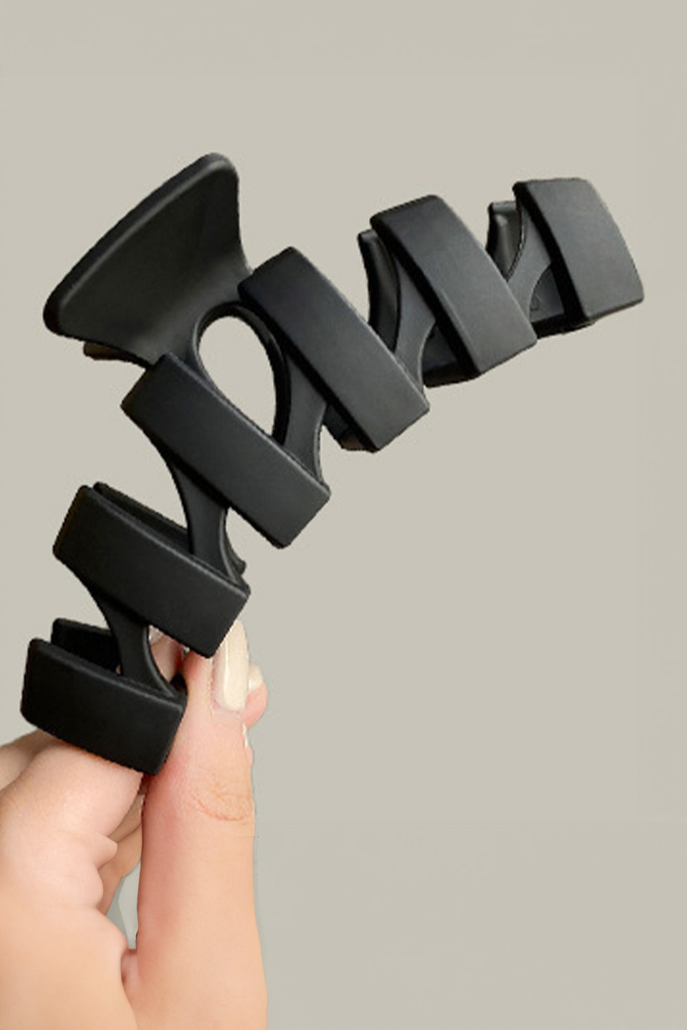 Black Plastic Resin Non-Slip Large Hair Claw